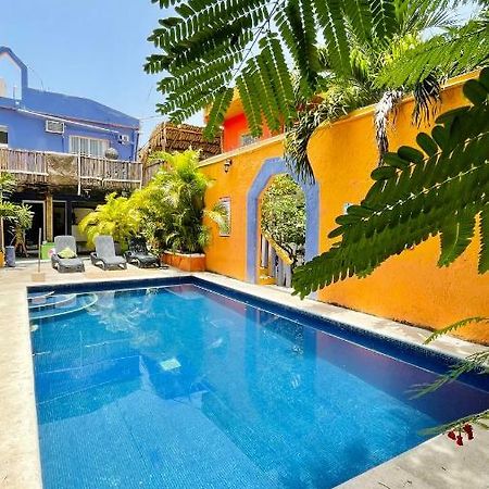 Weary Traveler Hostel Тулум Екстериор снимка