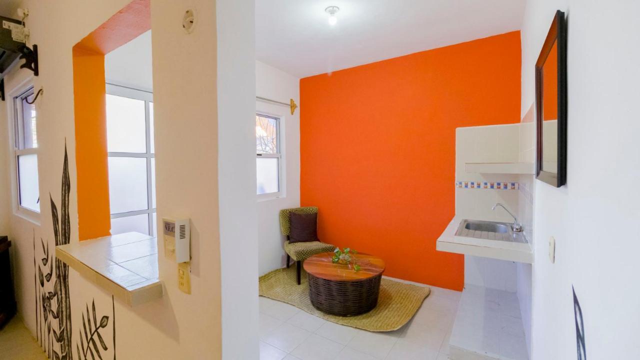 Weary Traveler Hostel Тулум Стая снимка