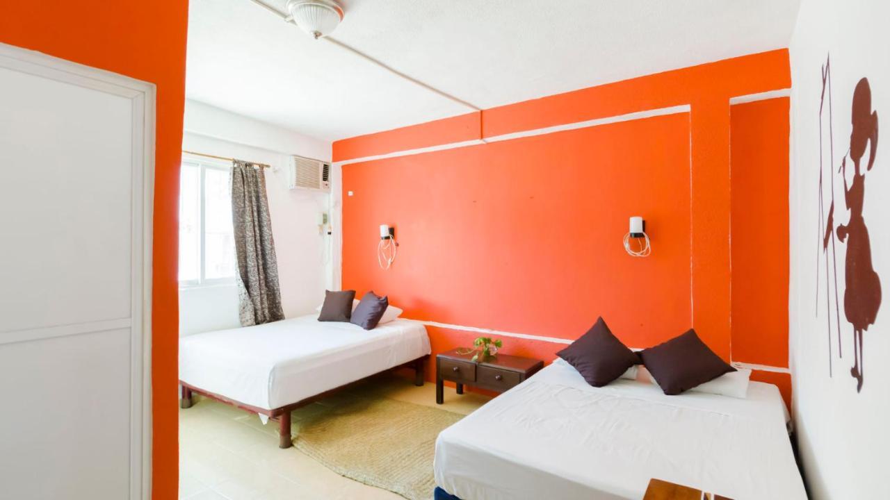 Weary Traveler Hostel Тулум Стая снимка
