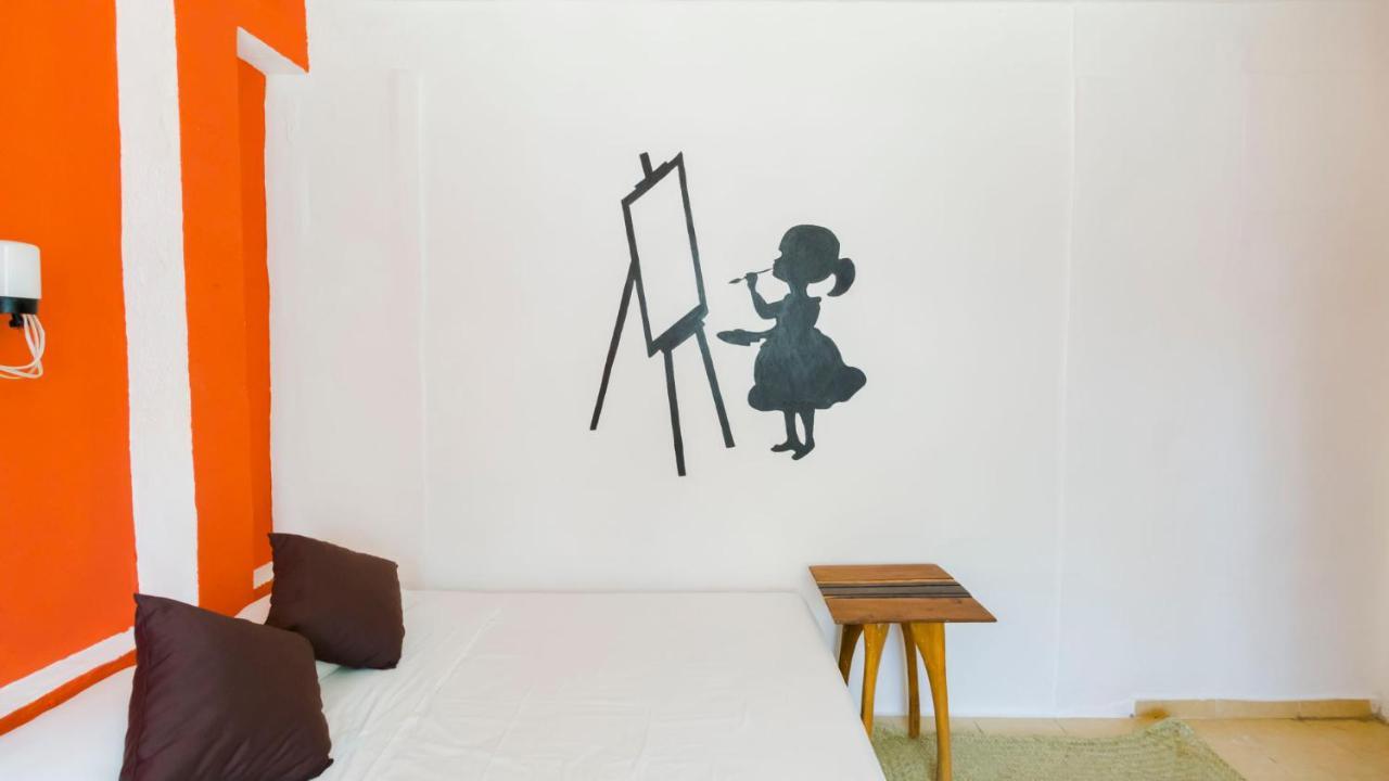 Weary Traveler Hostel Тулум Екстериор снимка